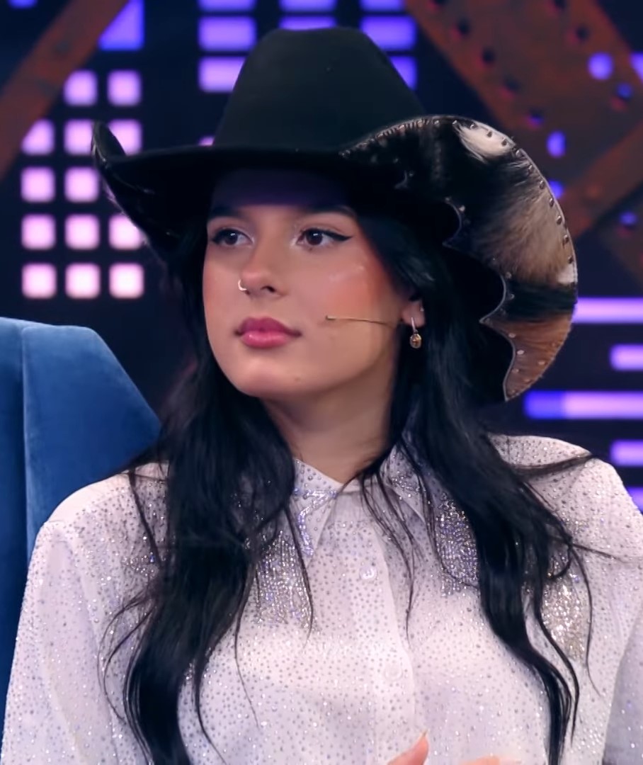 Ana Castela